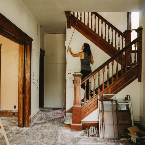 Maximizing ROI: Why Experts Recommend Spending 10–15% of Home Value on Renovations