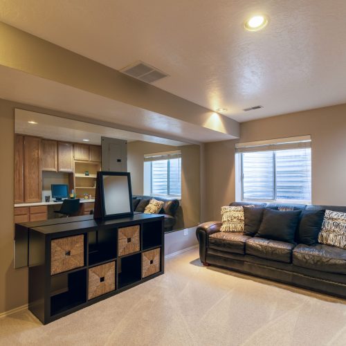 Basement Remodeling Near Me: How to Find the Right Contractor for Your Project